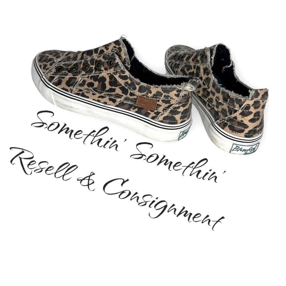 EUC Women’s Size 6.5 Animal Print Blowfish sneakers/ slip on